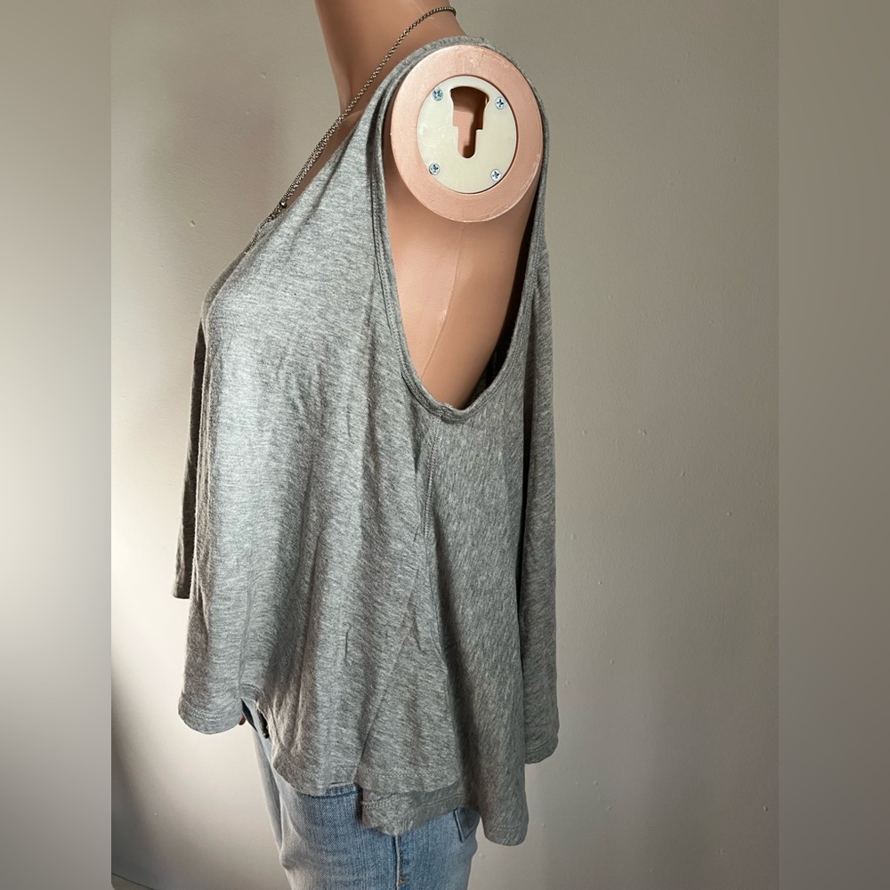 Gray High-Low Tank Top - Picture 3 of 6